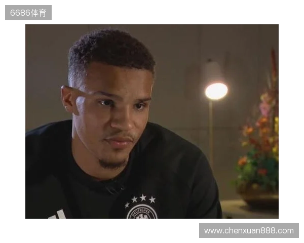 佳夫：我曾与塞内加尔以及芬兰接触，两年后重返德国队很开心